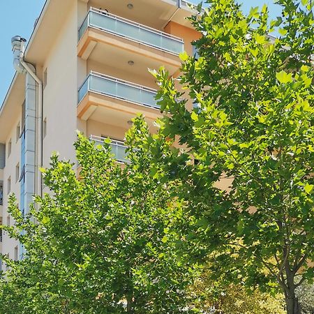 Lovely Apartment At City Quart Подгорица Екстериор снимка